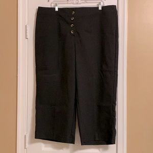 Wide leg cropped pants